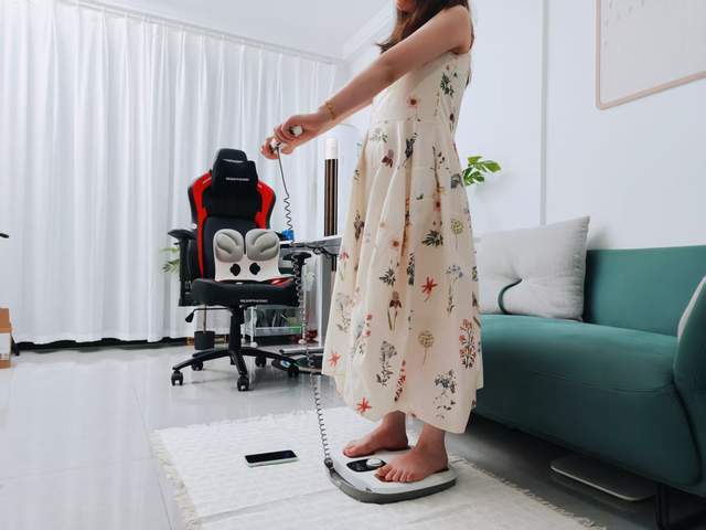 测：3频8电极+12项数据+97%准确率有点全面pg电子免费模拟器游戏InBody体脂秤H30评(图7)