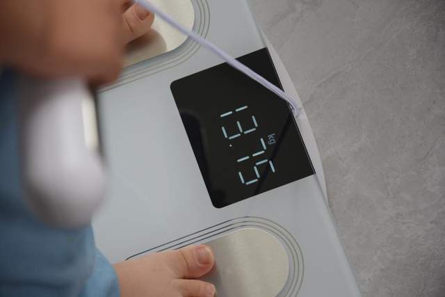 云康宝、华为、小米旗下三款热门机型横评pg电子模拟器八电极体脂秤哪款好用？(图8)